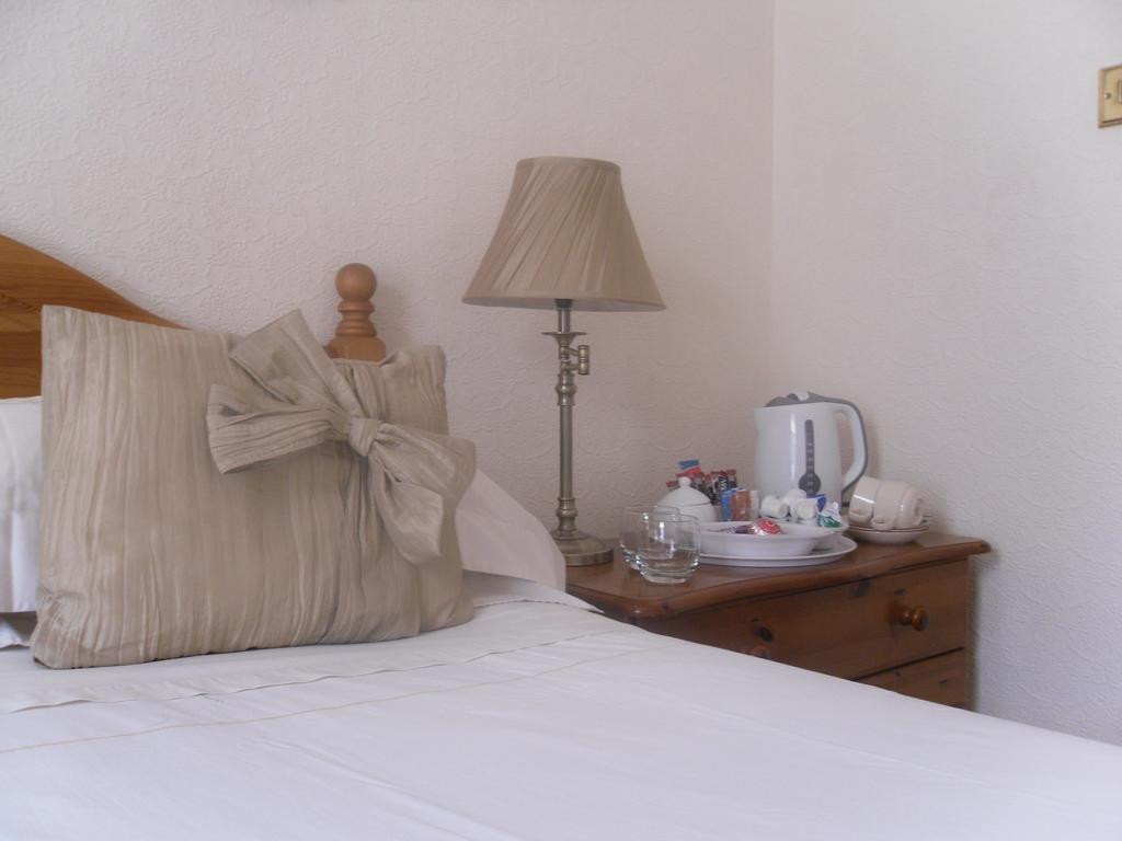 Ardfern Guest House Perth Zimmer foto