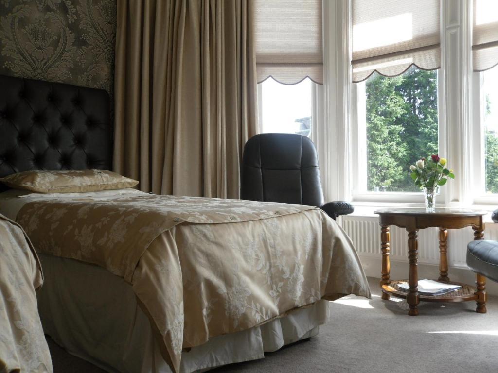 Ardfern Guest House Perth Zimmer foto